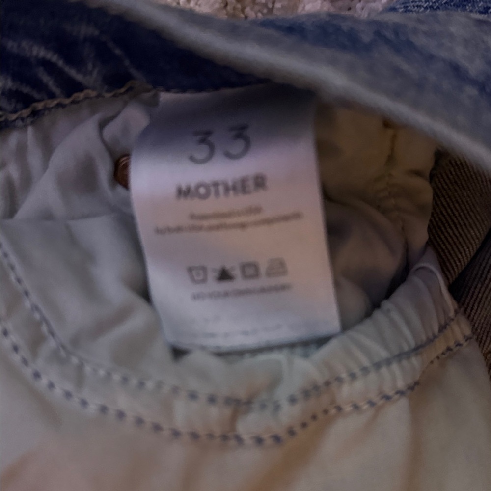 MOTHER High Rise Distressed Blue Jeans - Picture 4 of 4